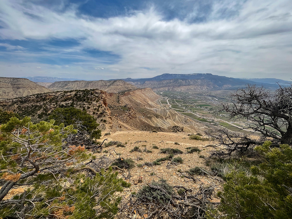 Wide view of the Grand Valley in western Colorado